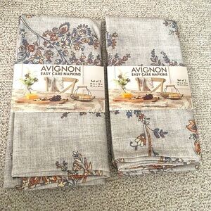2 NWT AVIGNON EASY CARE NAPKINS FLORAL PRINT SET OF 2